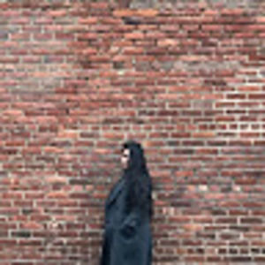 Meet your Posher, Aina